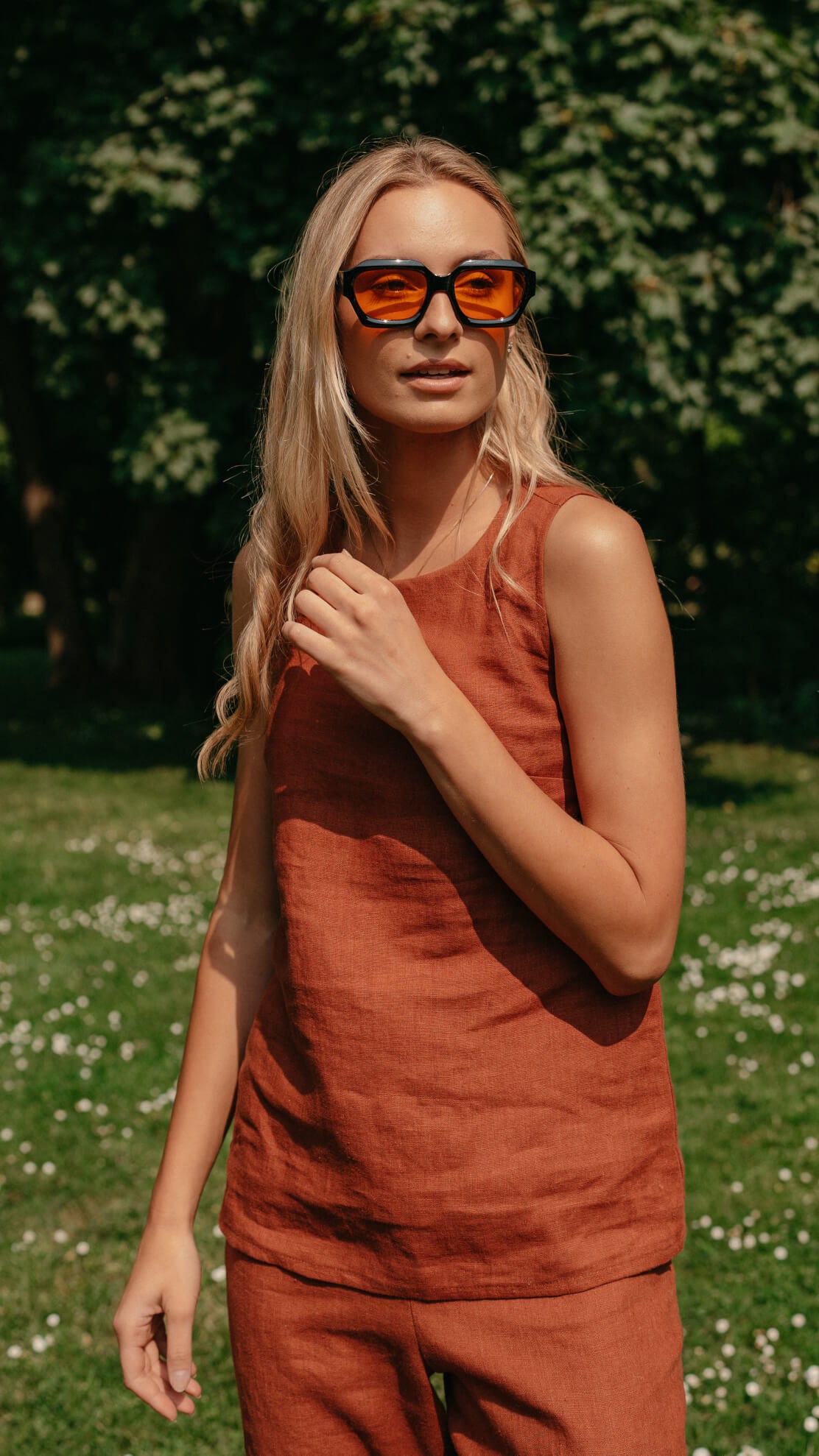 Plytinės spalvos kostiumėlis "Emilė" CMF234