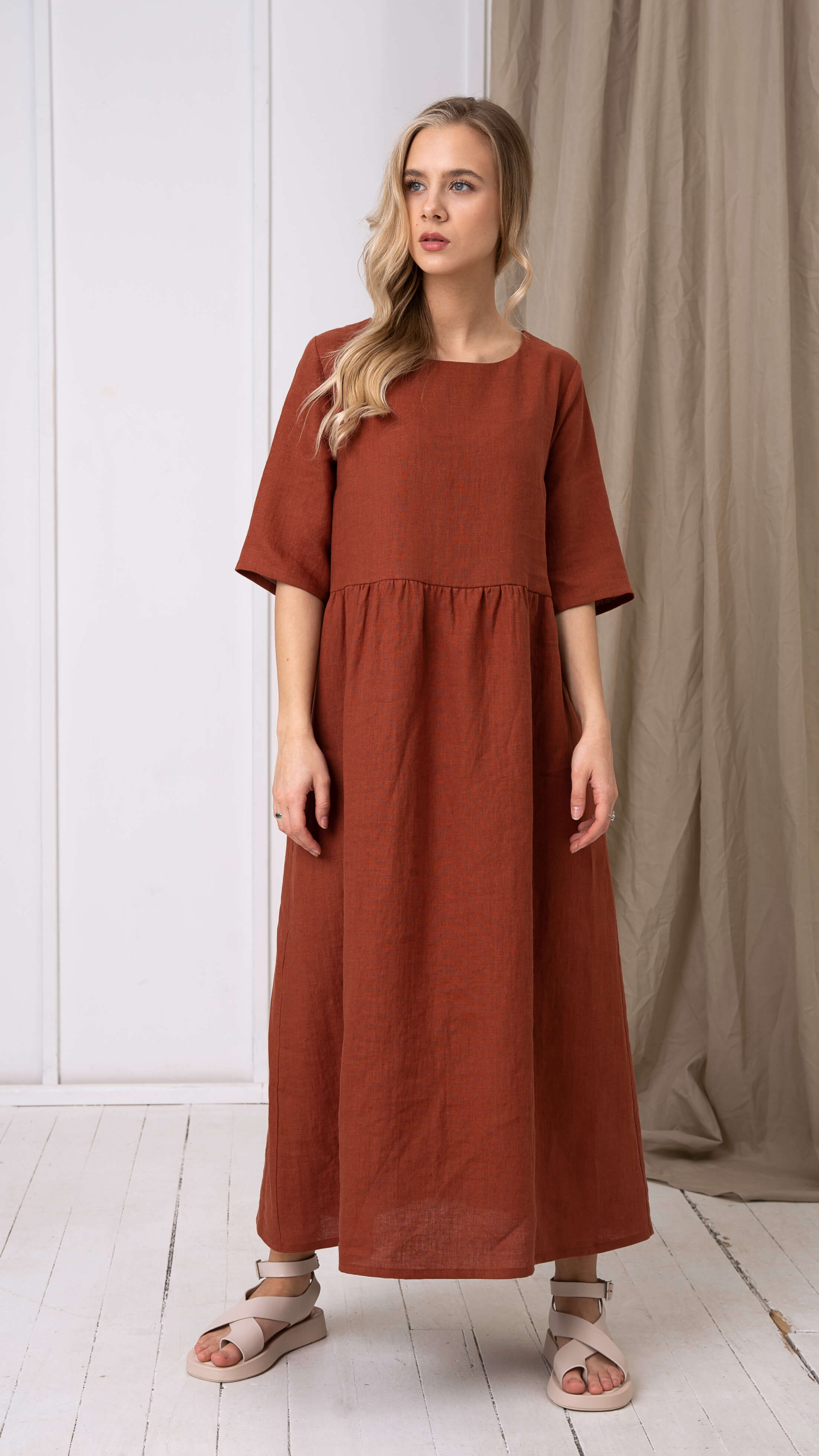 Plytų spalvos lininė suknelė "Doma" CMF224