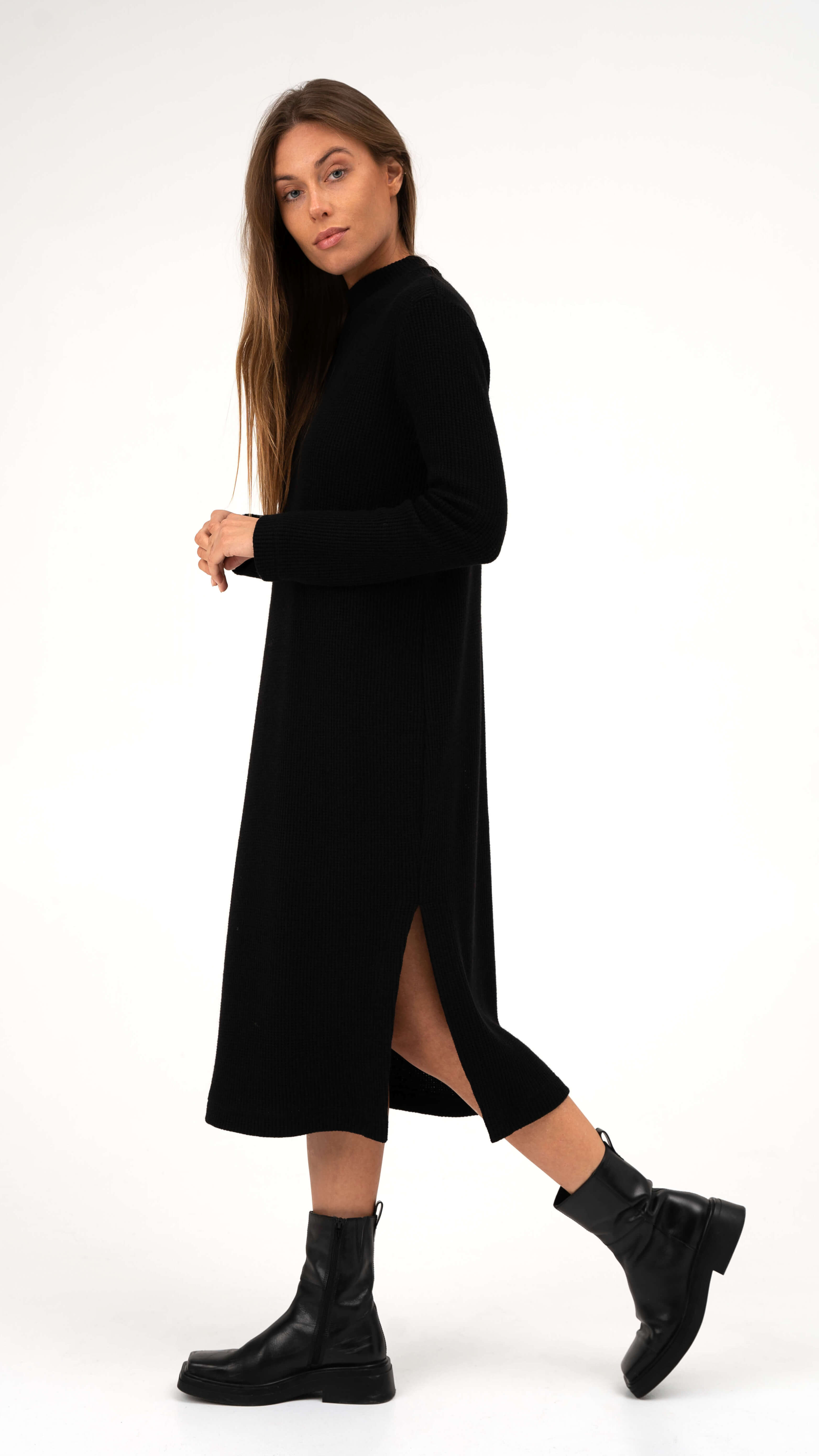 Juoda suknelė "Meri" CMF316
