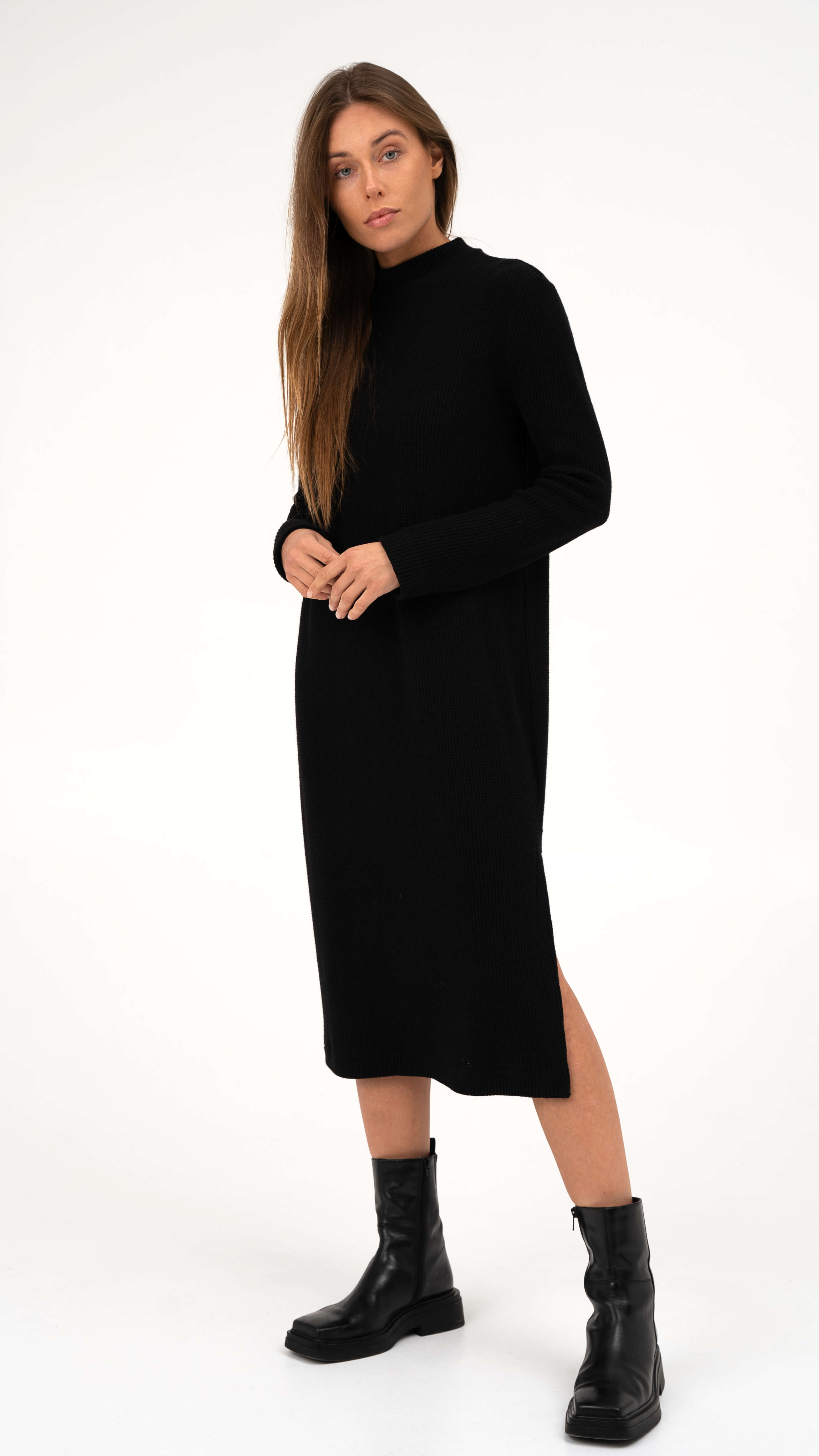 Juoda suknelė "Meri" CMF316