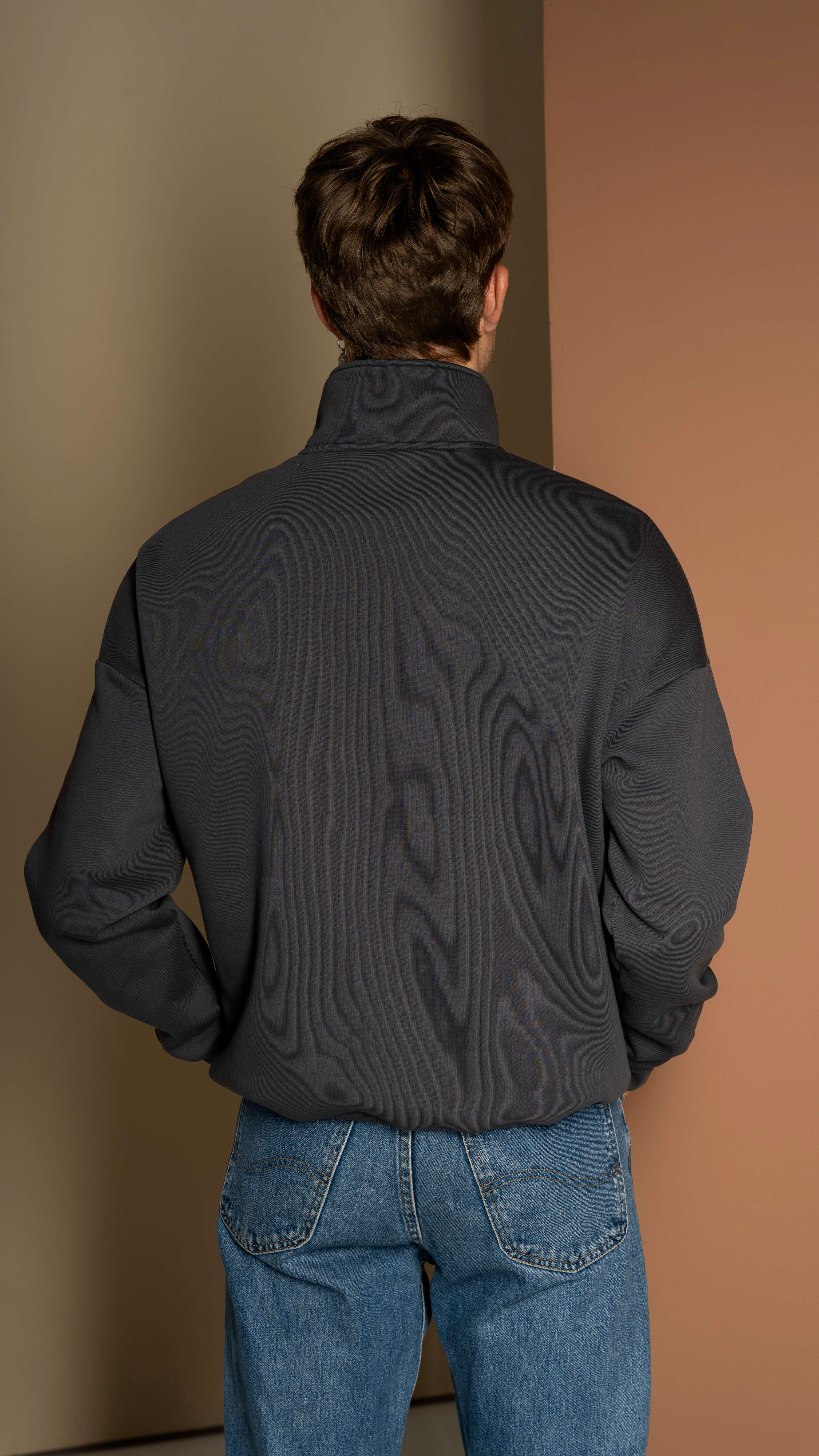 Pilkas vyriškas laisvalaikio džemperis su užtrauktuku